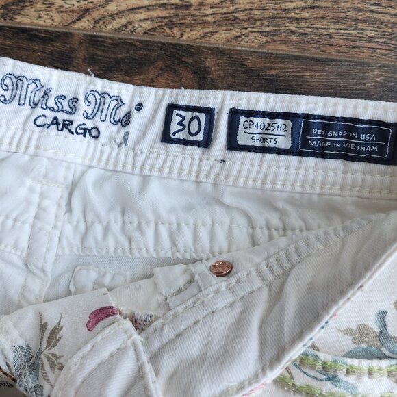MISS ME Cargo Botanical Garden White Denim Shorts Zip Pocket Frayed Hem - Picture 5 of 11